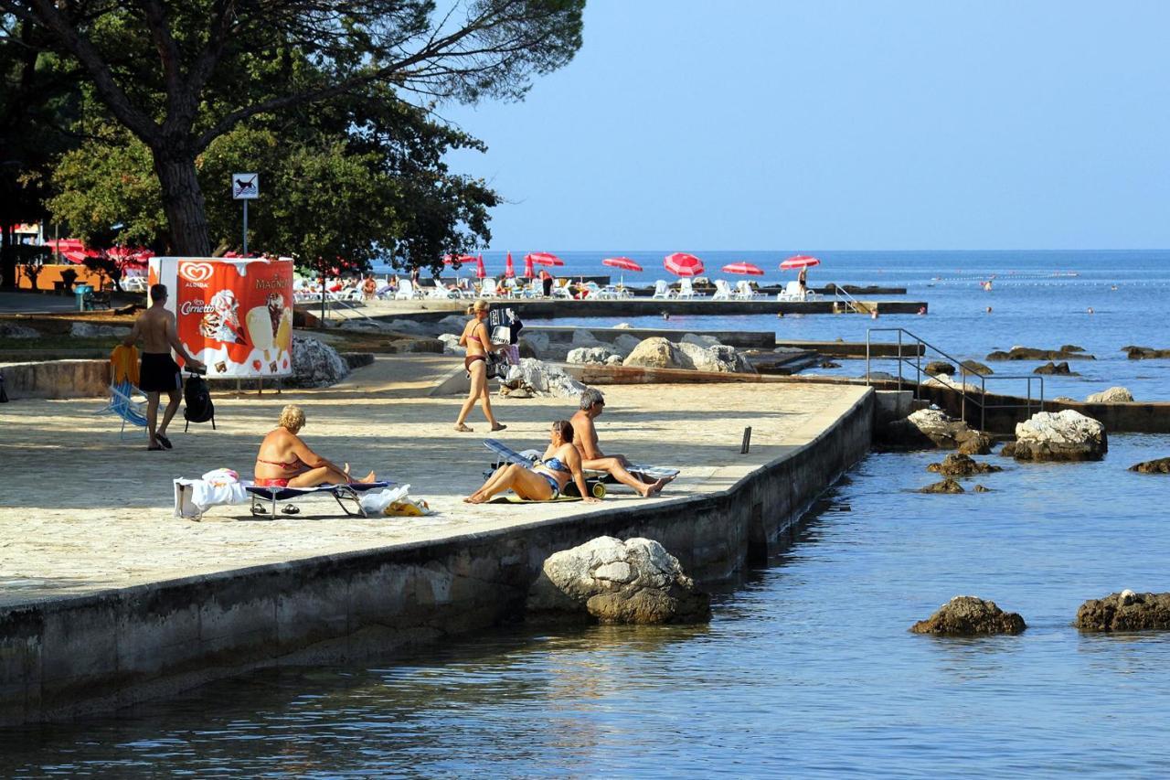 Apartments With A Parking Space Umag - 7109 Экстерьер фото
